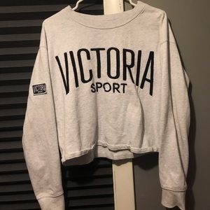 Victoria secret crop top||send offers💖